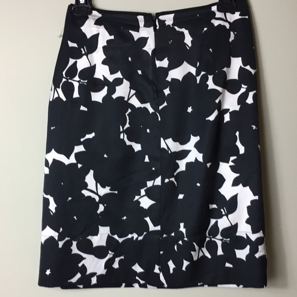 Banana Republic Silk & Cotton Petite Women's Skirt - Picture 2 of 7